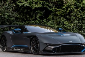 开云官方网站-2024年印度队表现：全力拼搏，创造历史的关键时刻，2104年印度