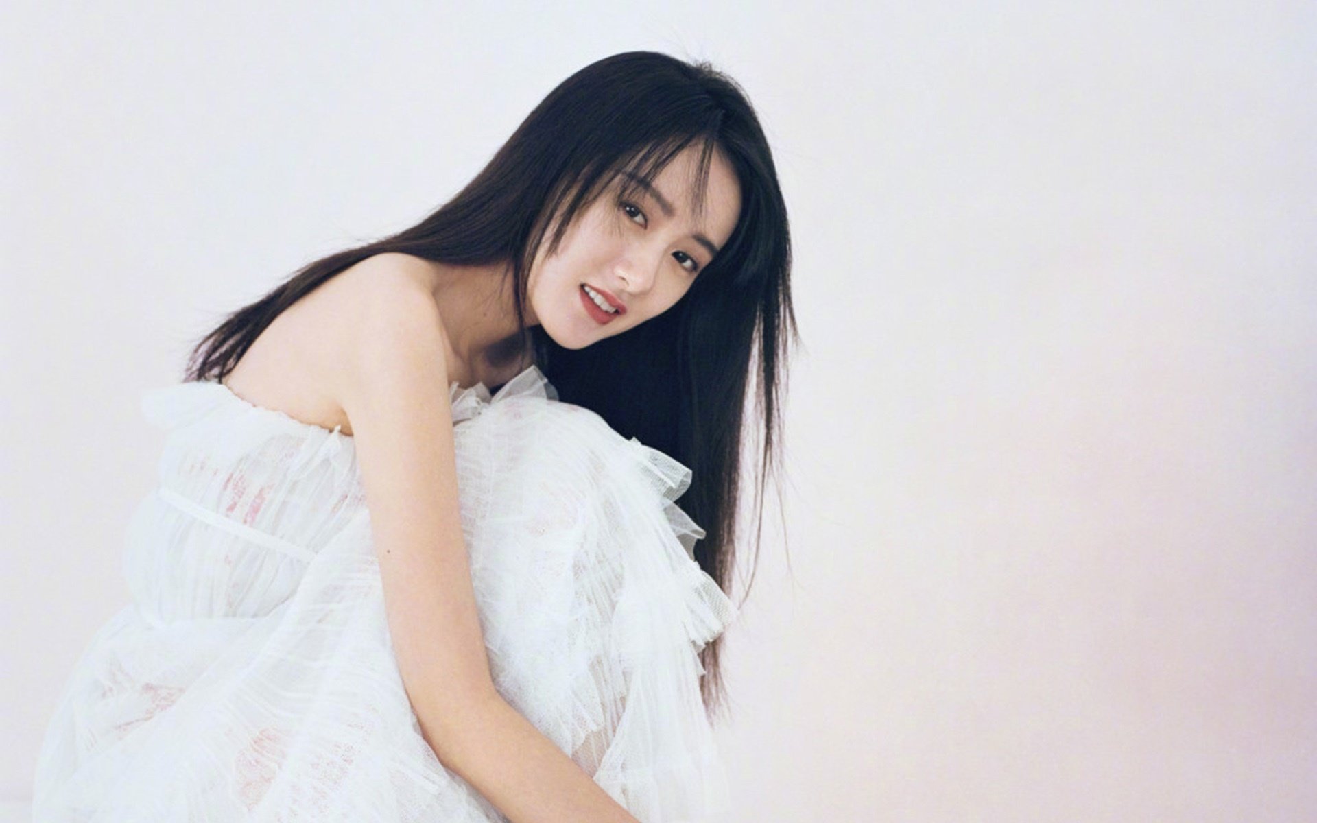 中国足球边后卫助攻与防守平衡数据,足球边后卫和中后卫