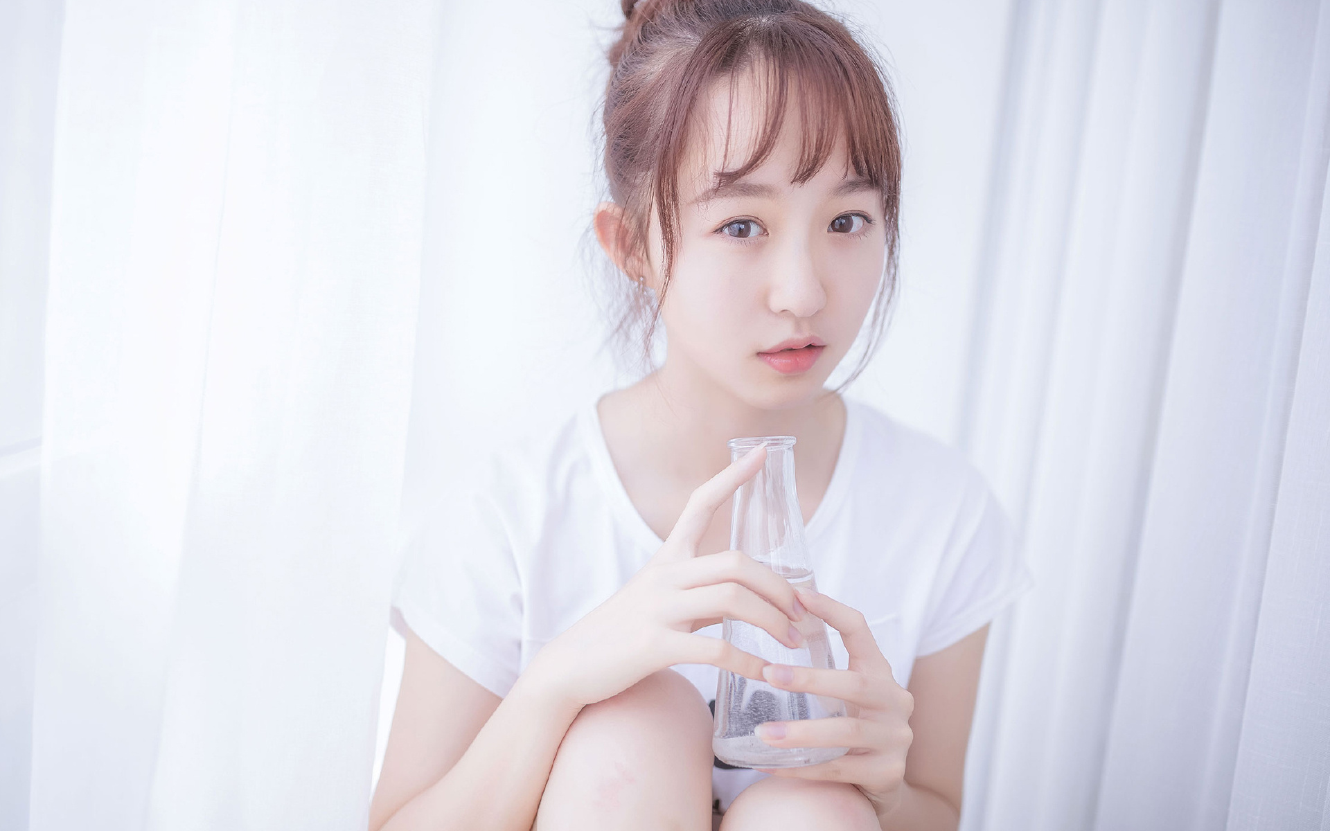 雷霆阵容调整后首场比赛表现不俗，雷霆阵容名单