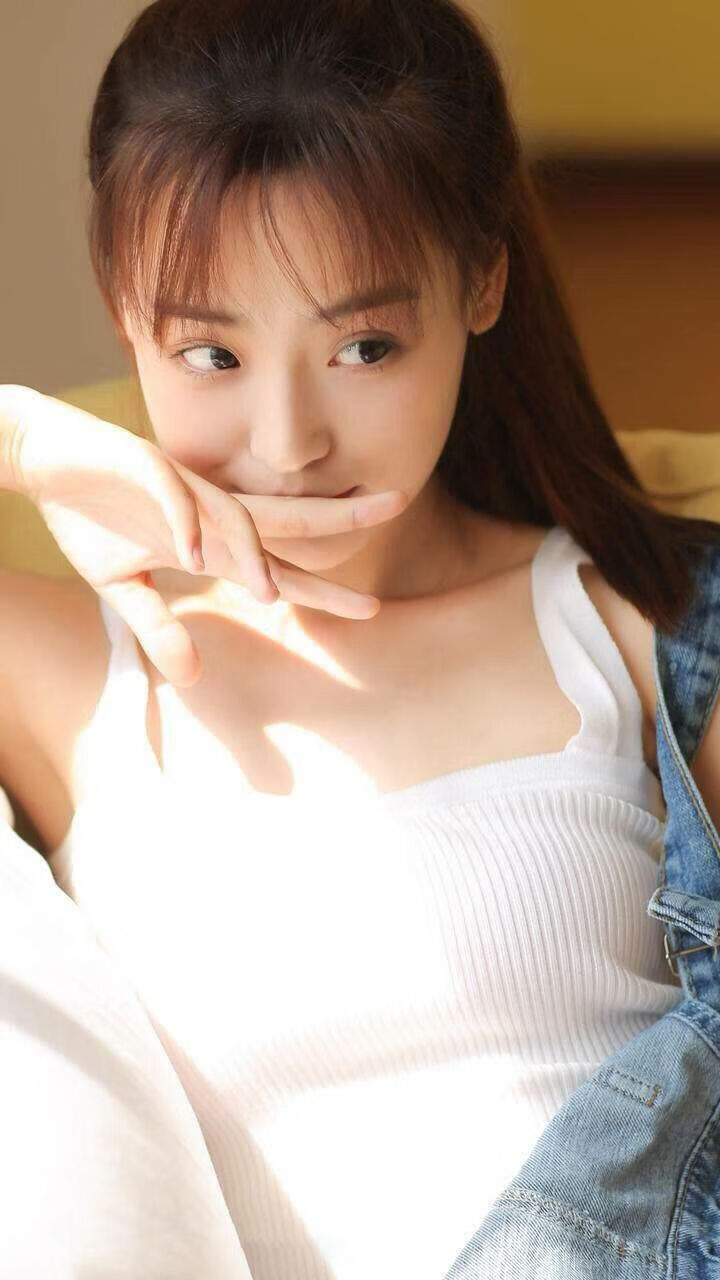 俱乐部推出多语种宣传资料 服务国际粉丝群体，中文俱乐部英文