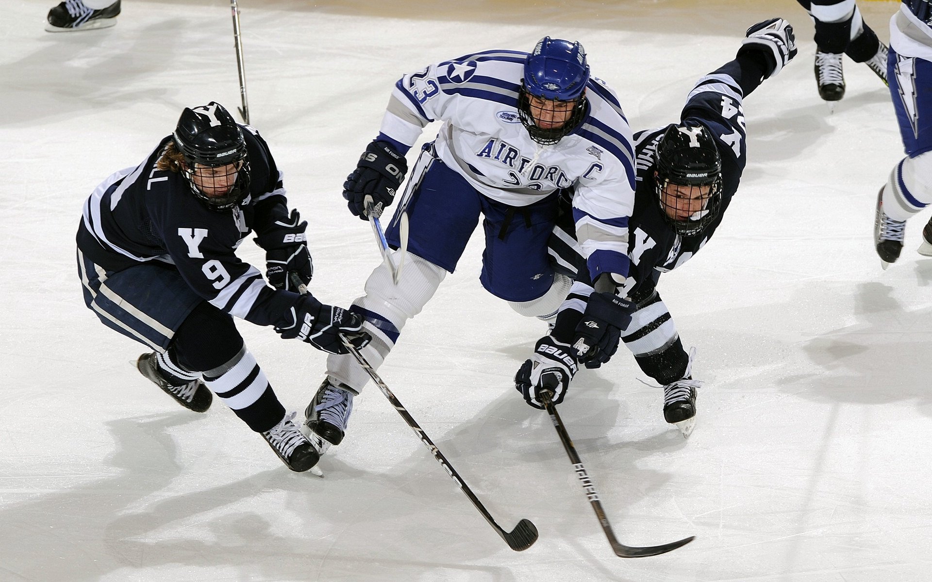 世界杯八强：阿根廷2比1小胜日本 后者临门一脚不足成最大遗憾
